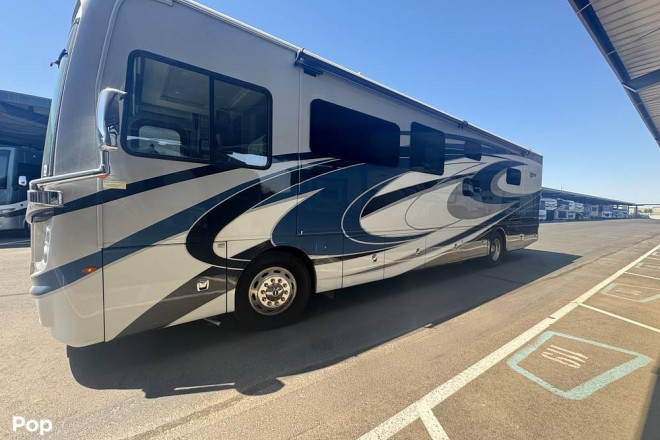 2021 Discovery 38N