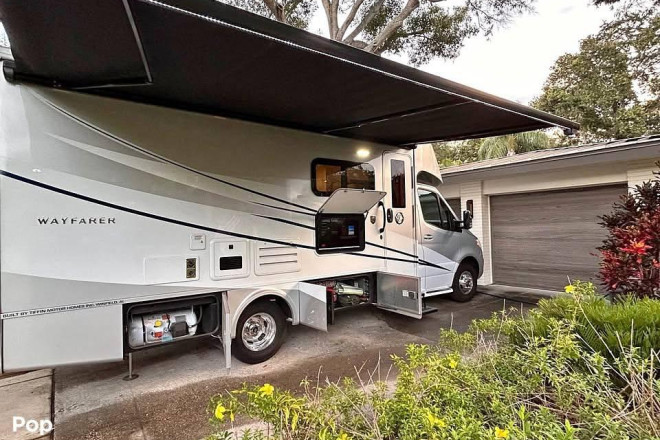 2022 Wayfarer 25 RW