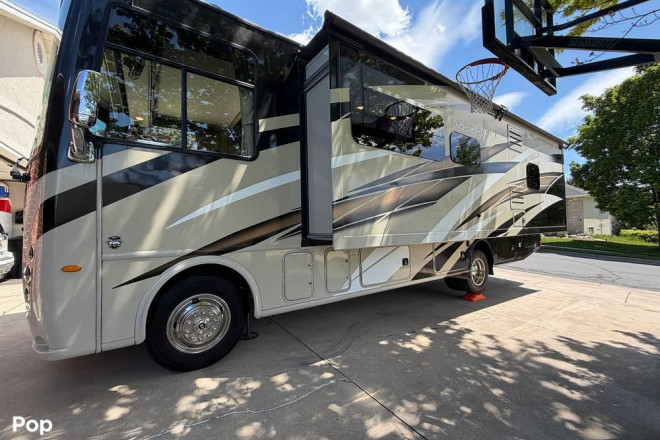 2020 Windsport 29M