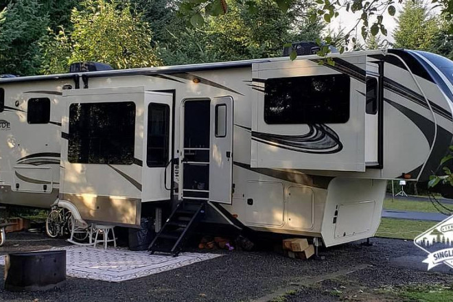 2020 Solitude 382WB