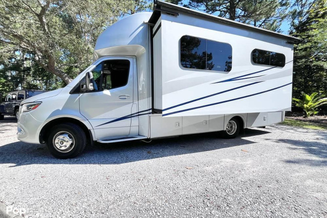 2022 Wayfarer 25RW