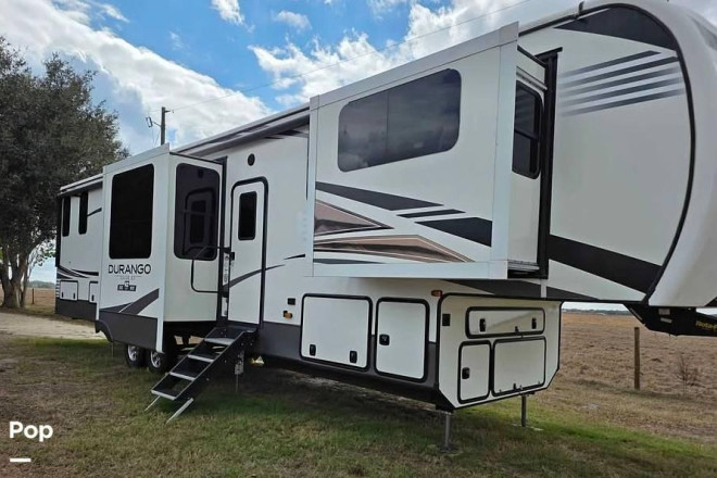2021 Durango Gold 387FLF