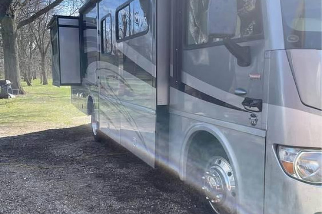 2013 Sightseer 33C
