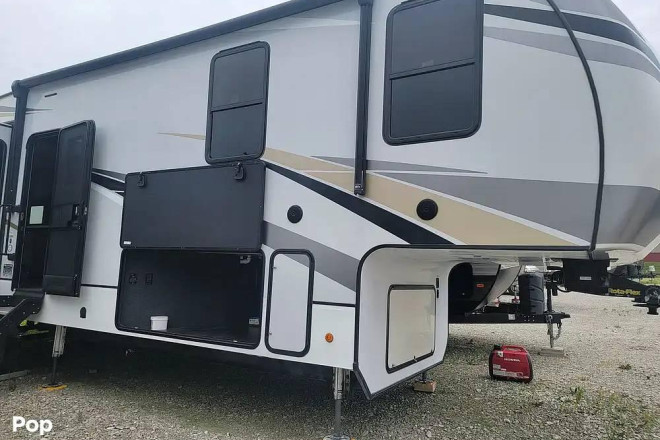 2021 Paradigm 340RL