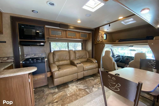 2016 Leprechaun 320BH
