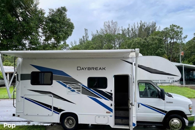 2021 Daybreak 22GO