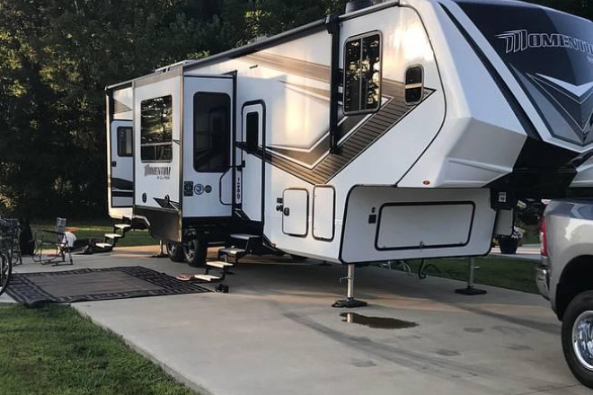 2023 Momentum 350G Toy Hauler
