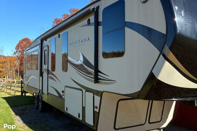 2017 Montana High Country 370 BR