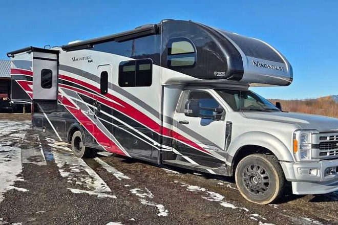 2024 Magnitude XG32 F550 4WD