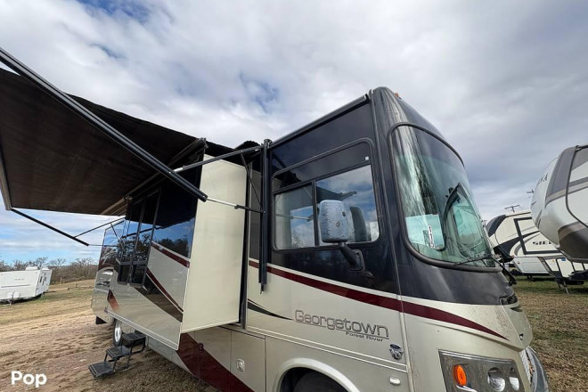 2011 Georgetown 378TS