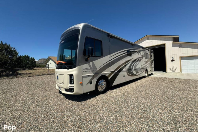2015 Ambassador 38DBT