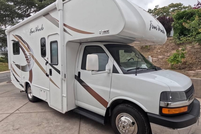 2018 Four Winds 22E