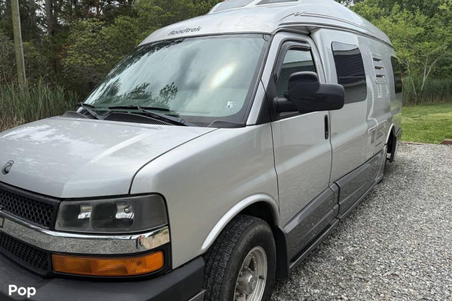 2008 Popular 210