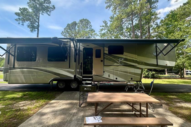 2021 Mobile Suites 39DBRS3