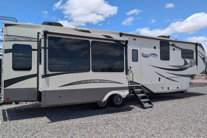 2019 Solitude 377MBS