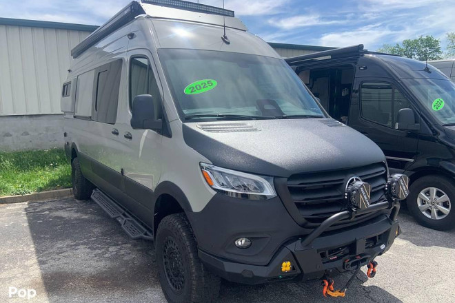 2025 Sprinter 2500 High Roof 170WB AWD