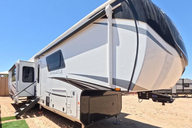 2024 Pinnacle 38FBRK