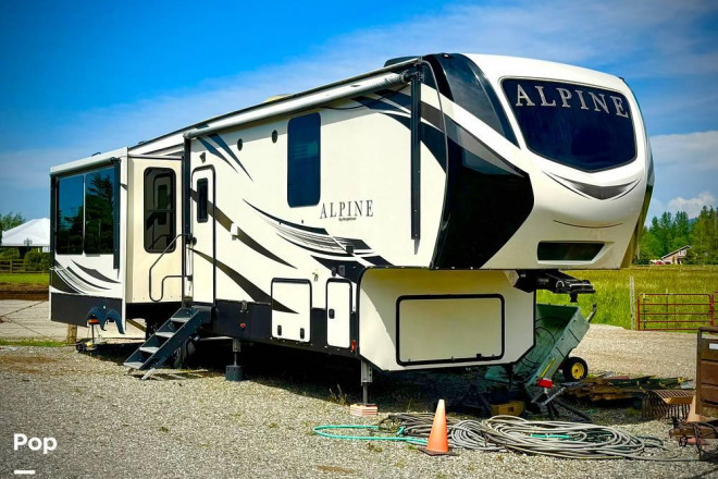 2018 Alpine 3651 RL