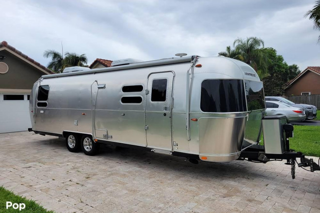 2022 Flying Cloud 30RBQ