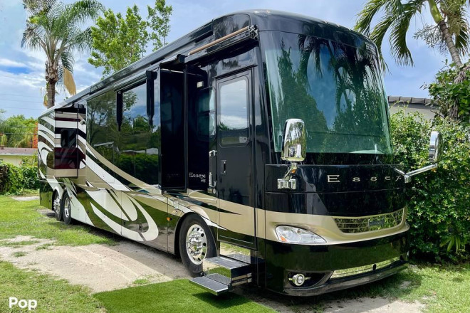 2015 Essex 4503