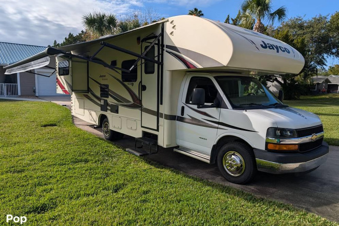 2017 Redhawk 26X1
