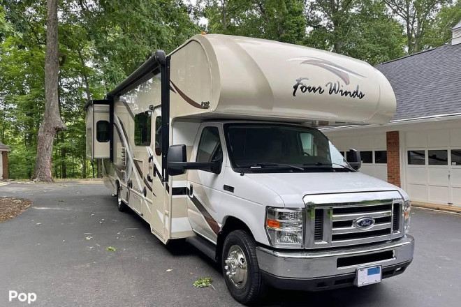 2017 Four Winds 31L