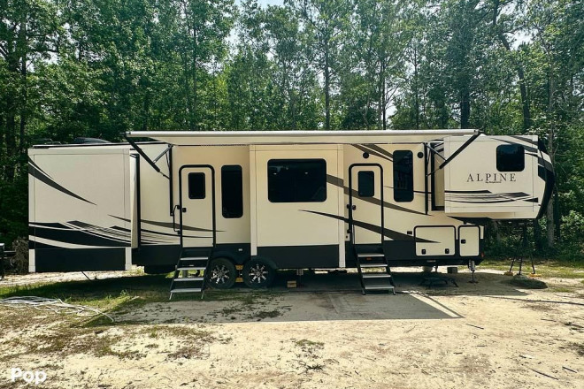 2018 Alpine 3800 FK