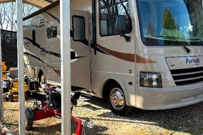 2016 Pursuit 27KB