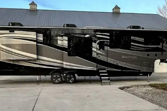 2024 Solitude 390RK