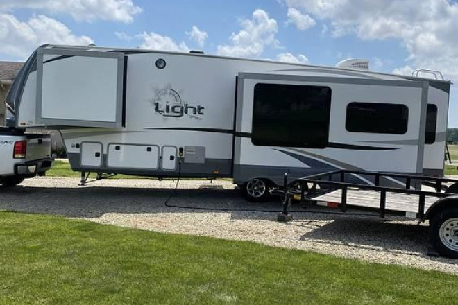 2018 Light 291RLS