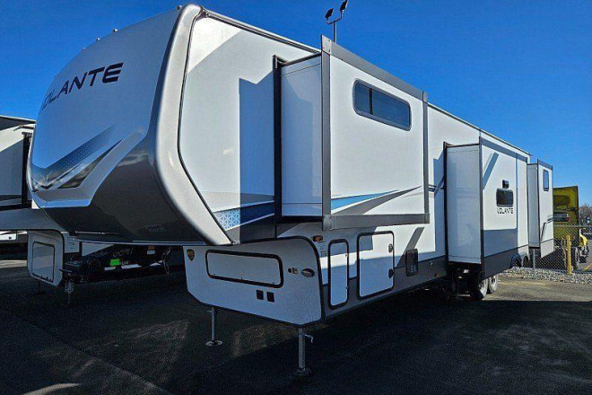 2024 Volante 377LF