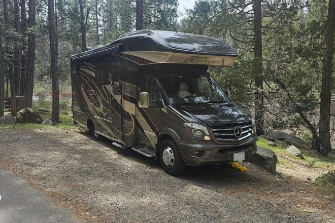 2019 Qwest 24L