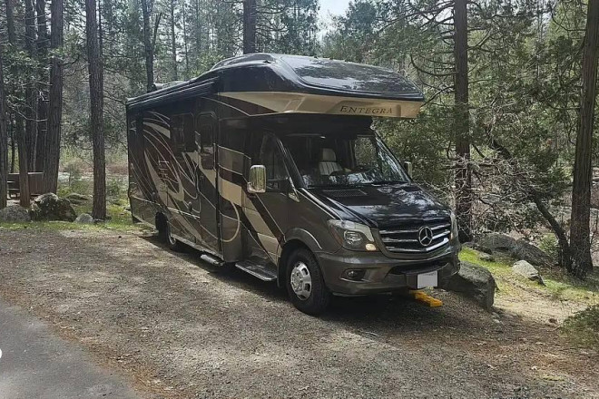 2019 Qwest 24L