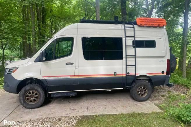 2023 Storyteller Overland Mode AWD