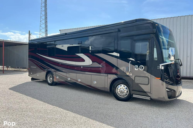 2023 Phaeton 37BH