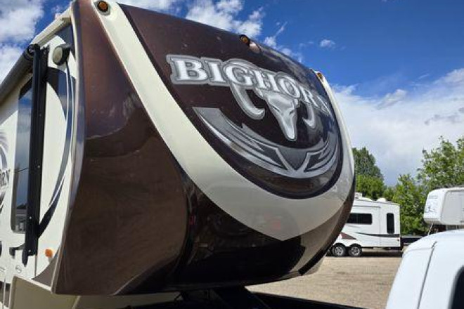 2015 Bighorn 3570RS