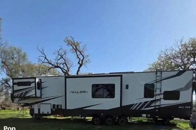 2021 Valor 42V13