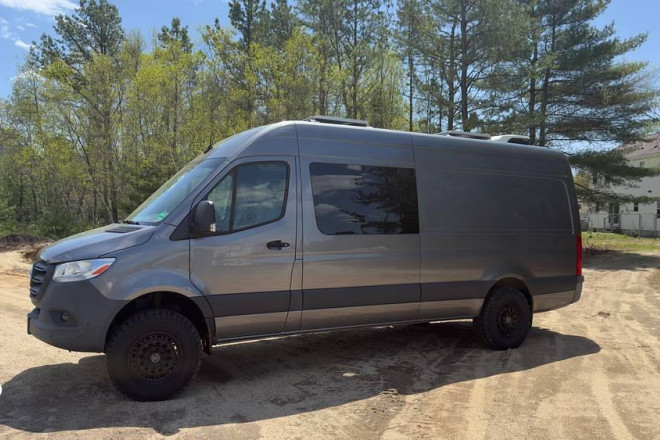 2021 Sprinter 2500 4x4 High Roof
