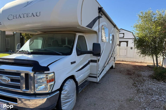 2016 Chateau 31E