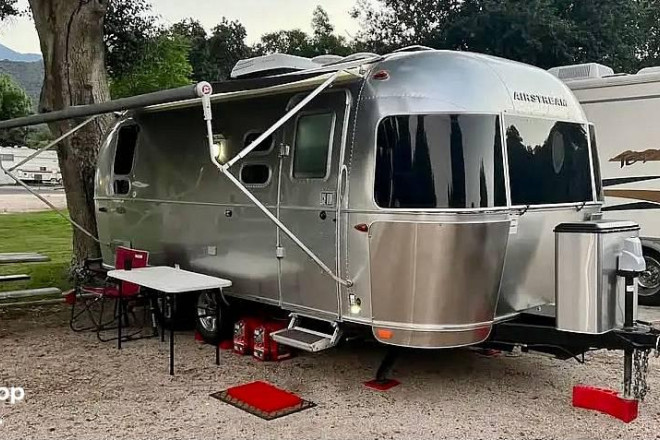 2017 Flying Cloud 23d