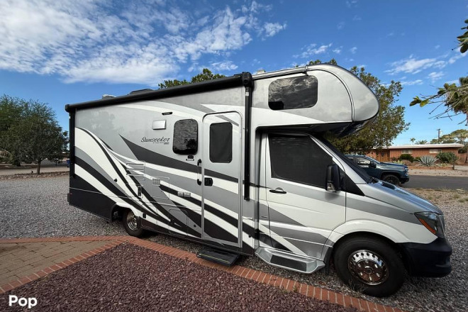 2017 Sunseeker 2400W