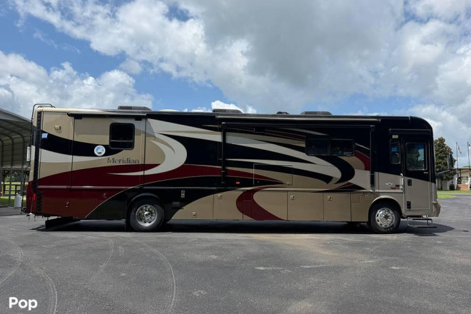 2011 Meridian 40U