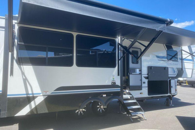 2026 Alpine Avalanche 321RL