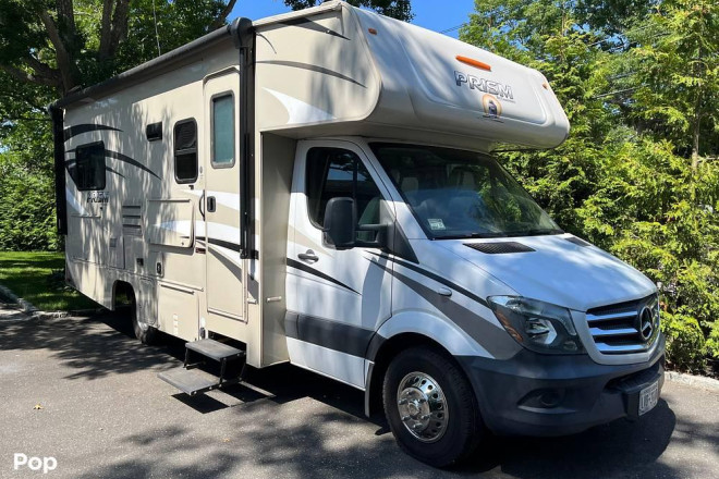 2019 Prism 2150CB