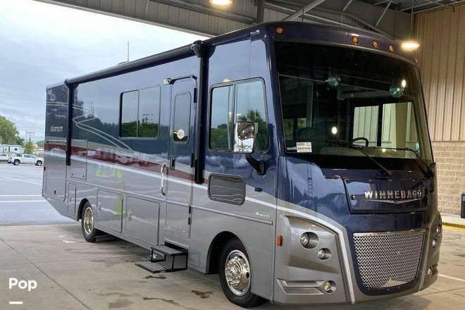 2022 Adventurer 29B