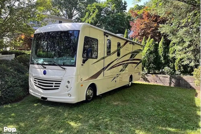 2020 Admiral 28A