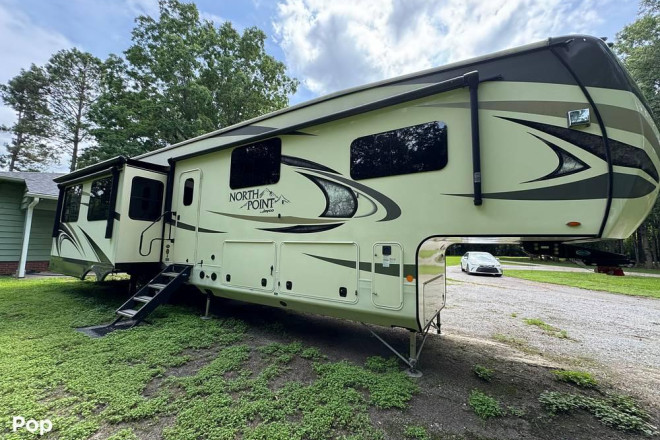 2019 North Point 377RLBH
