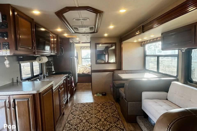 2017 Flair 31W