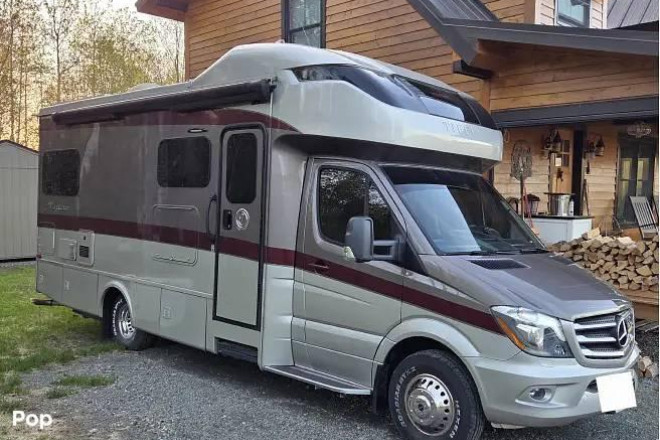 2019 Wayfarer 24 TW