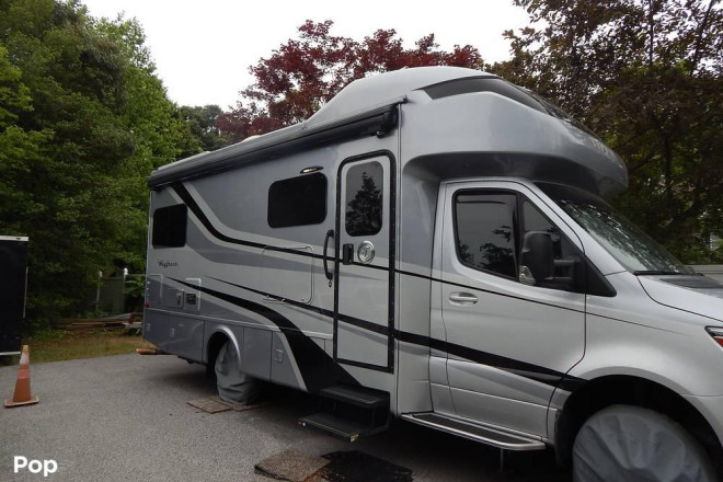 2020 Wayfarer 24TW